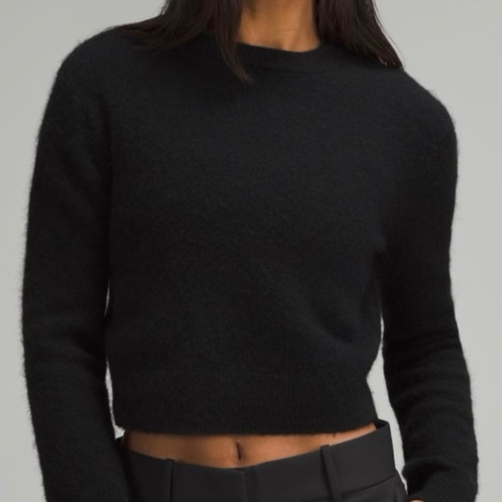 Lululemon Cropped Alpaca Wool Blend Sweater Black